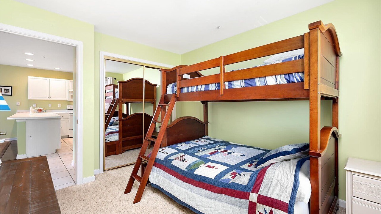Photo of Bedroom in Heron Harbour Isle