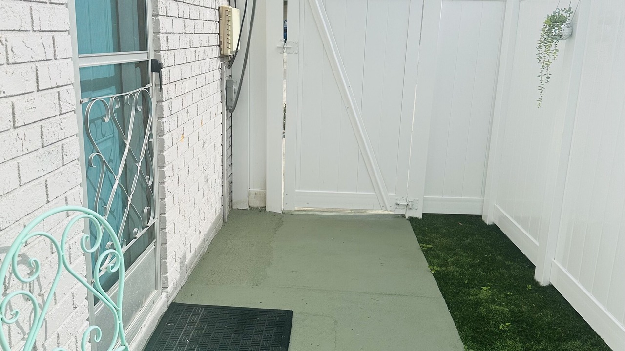 Photo of Patio Balcony in Seffner Community Alliance