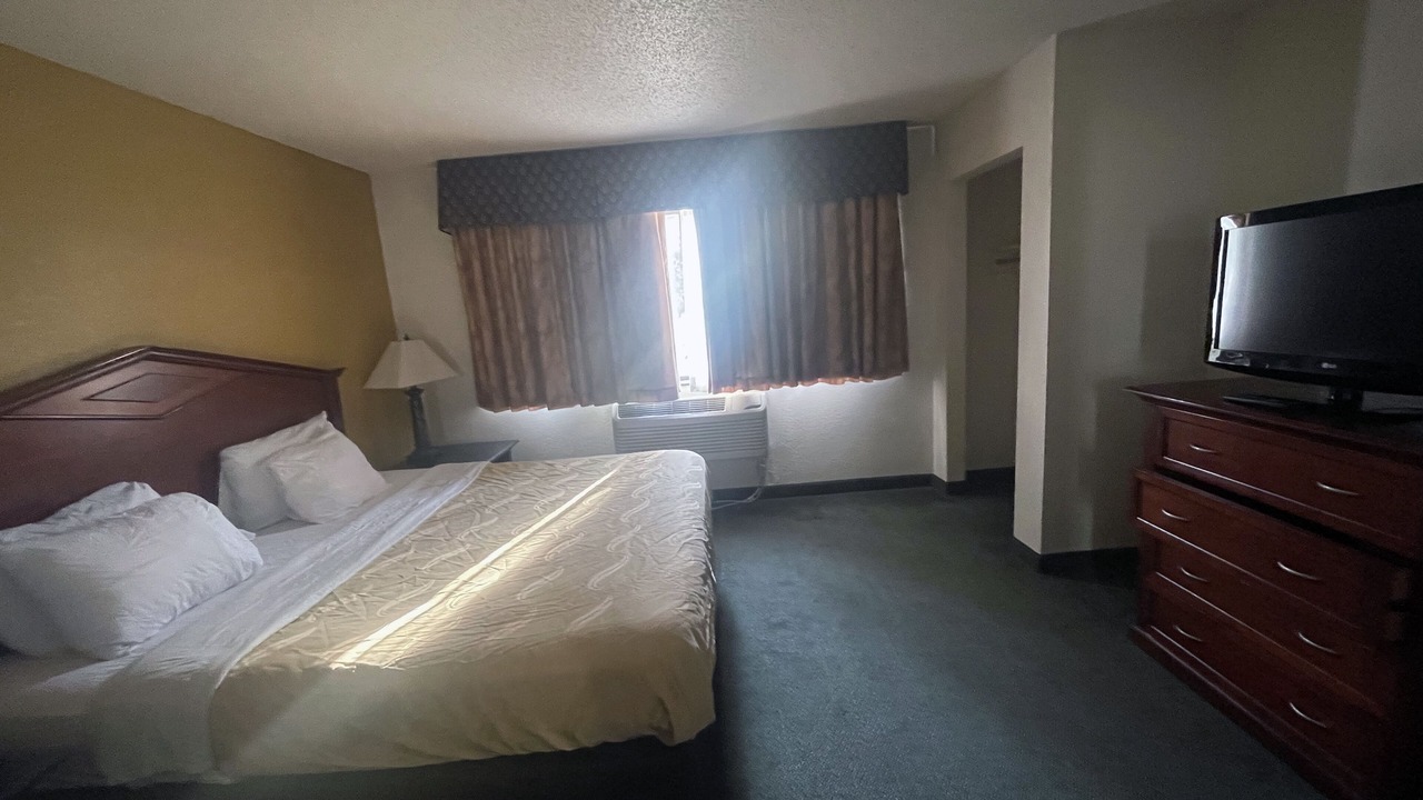 Photo of Bedroom in Eagan