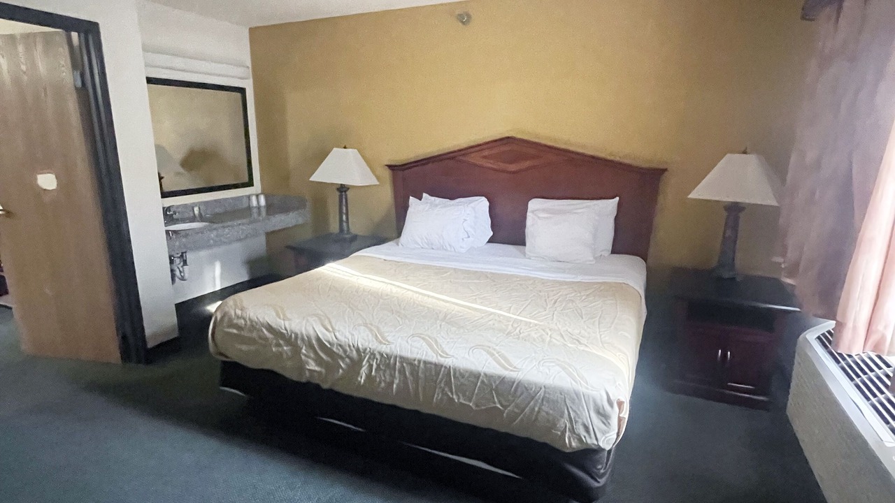 Photo of Bedroom in Eagan
