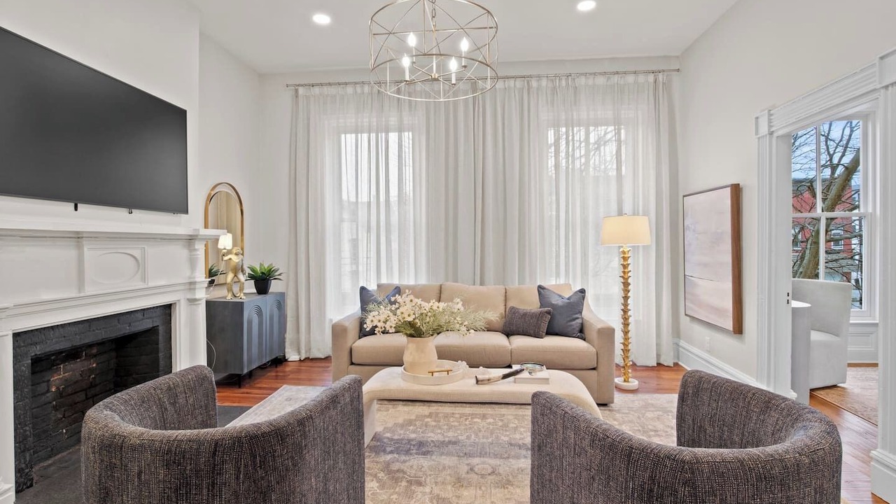 Photo of Livingroom in Palmyra