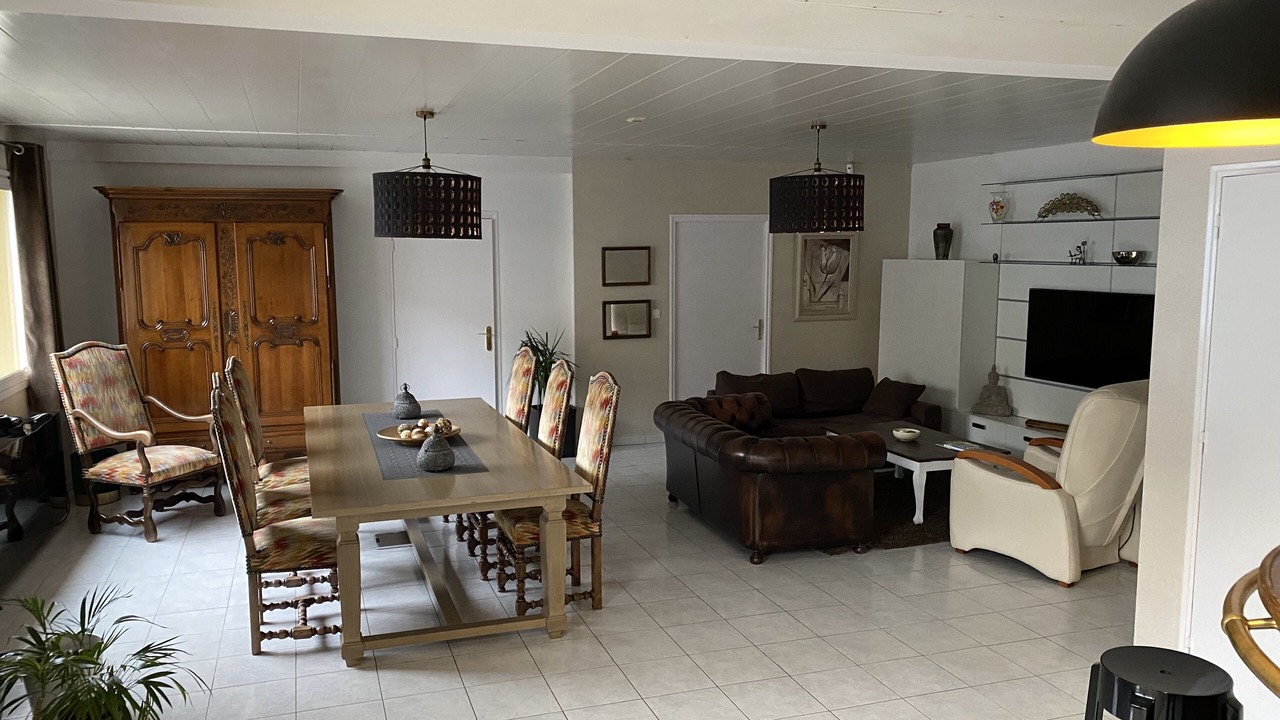 Photo of Livingroom in Chalons-en-Champagne