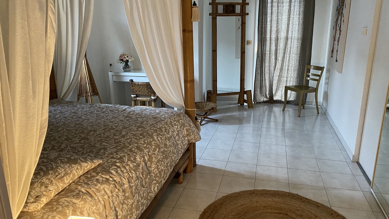 Photo of Bedroom in Chalons-en-Champagne