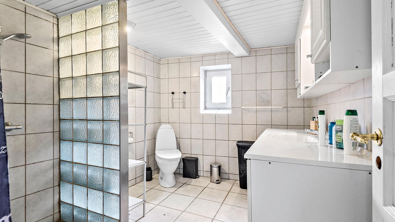 Photo of Bathroom in Skaerbaek
