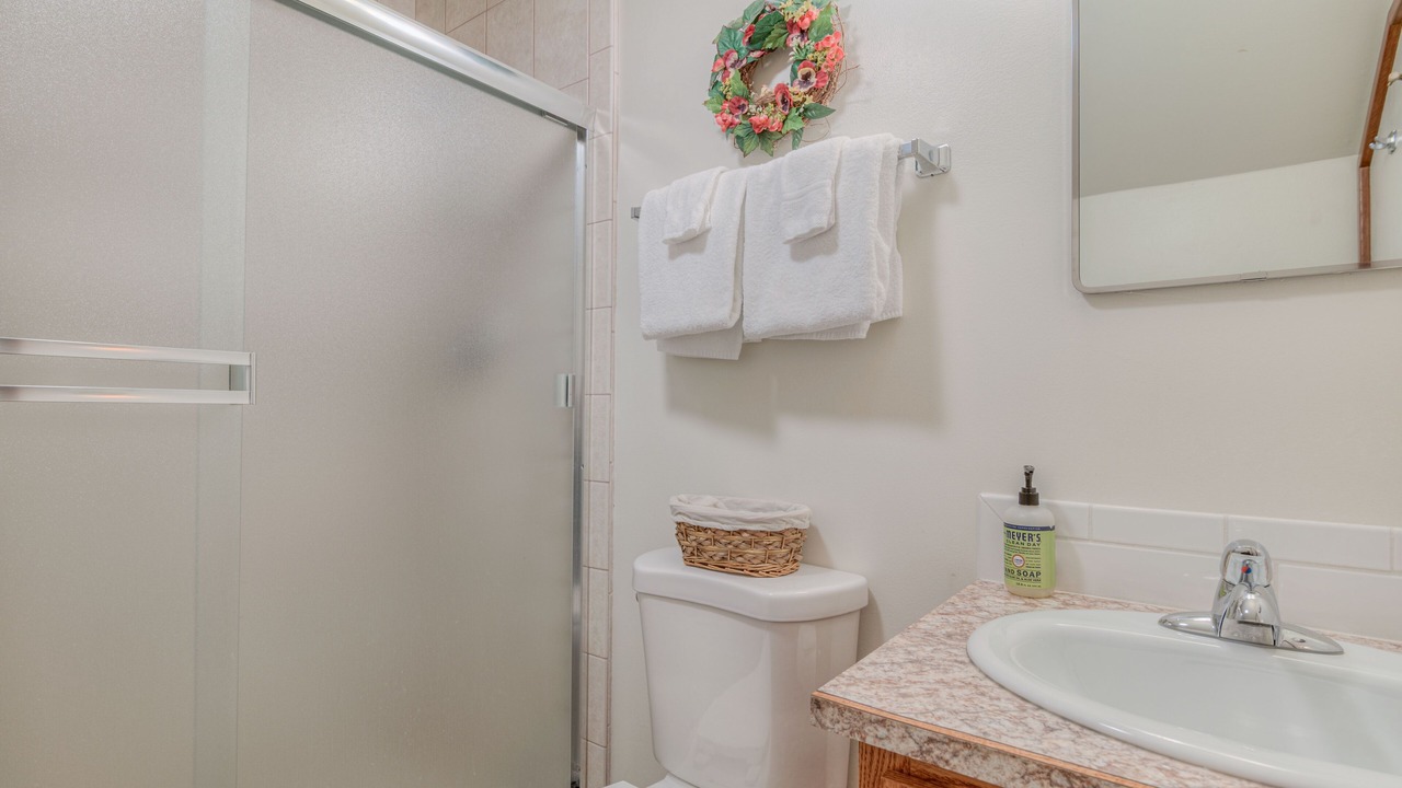 Photo of Bathroom in Overlook Park
