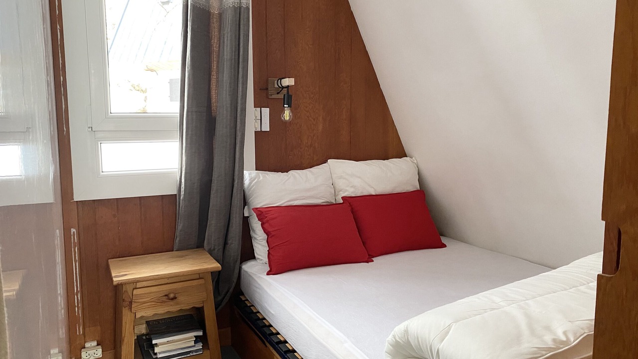 Photo of Bedroom in Premanon