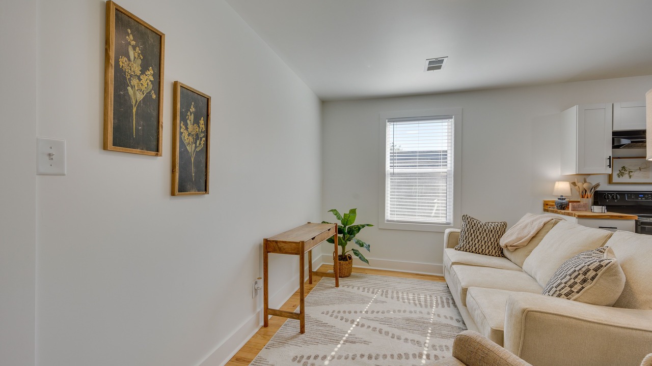 Photo of Livingroom in Milledgeville