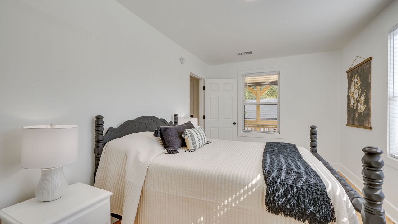 Photo of Bedroom in Milledgeville