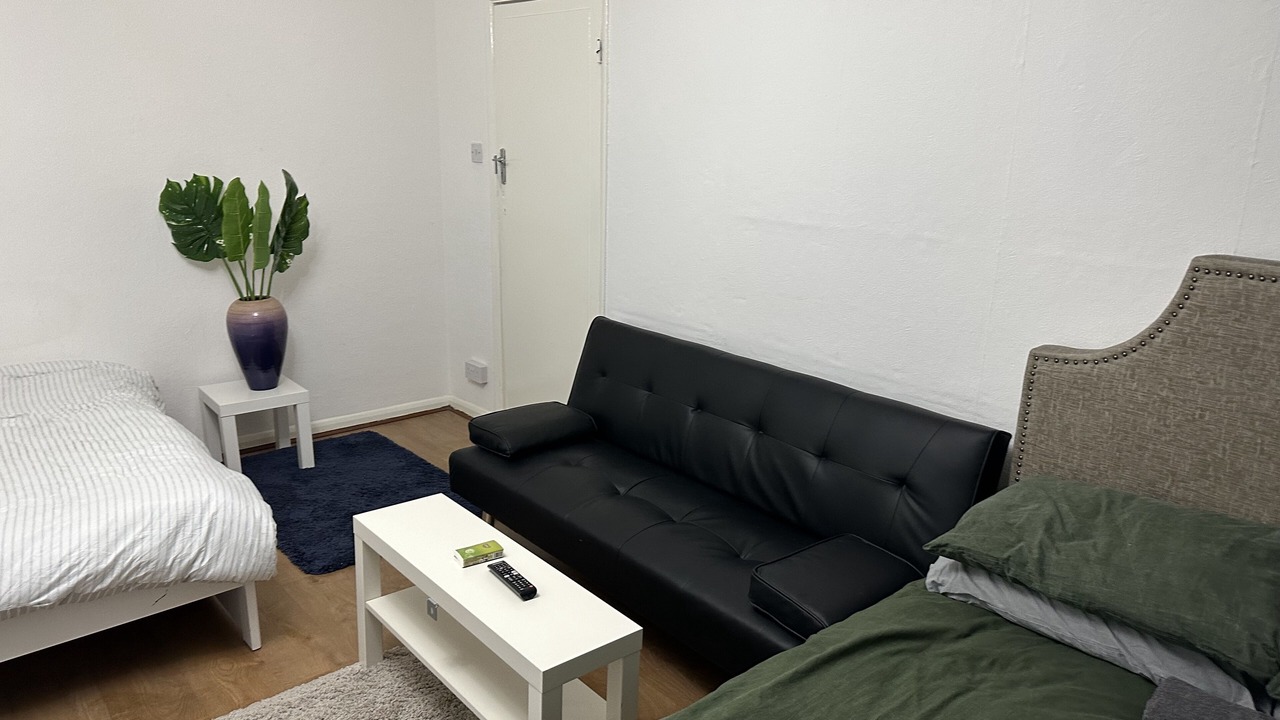 Photo of Bedroom in Brent