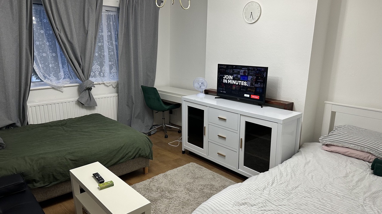 Photo of Bedroom in Brent