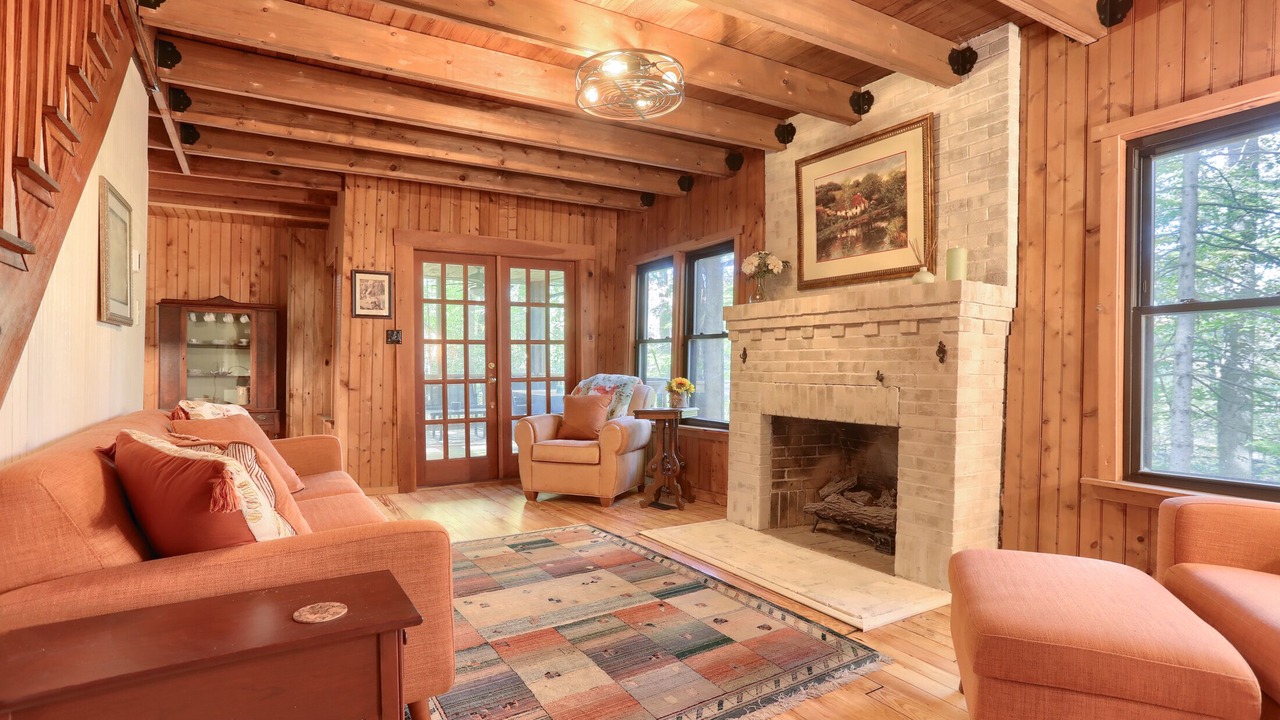 Photo of Livingroom in Mount Gretna