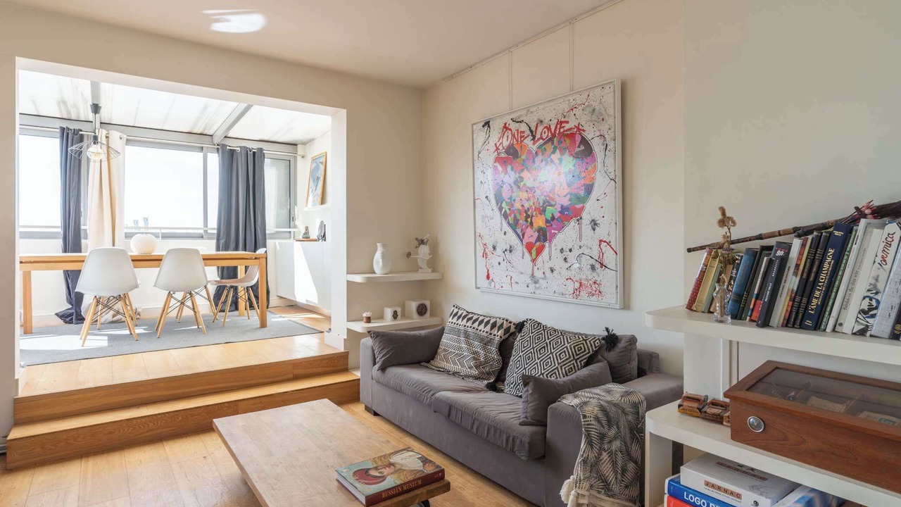 Photo of Livingroom in 19th Arrondissement
