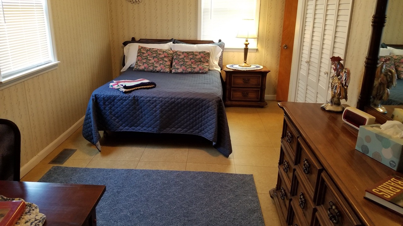 Photo of Bedroom in Lakewood