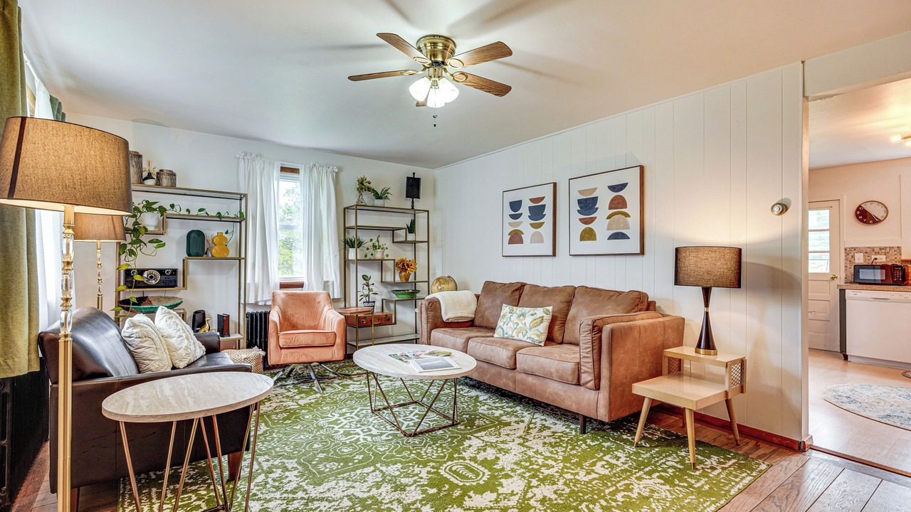 Photo of Others in Gardiner