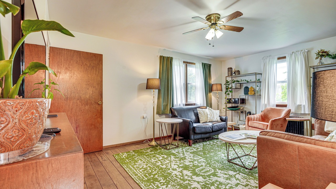 Photo of Livingroom in Gardiner