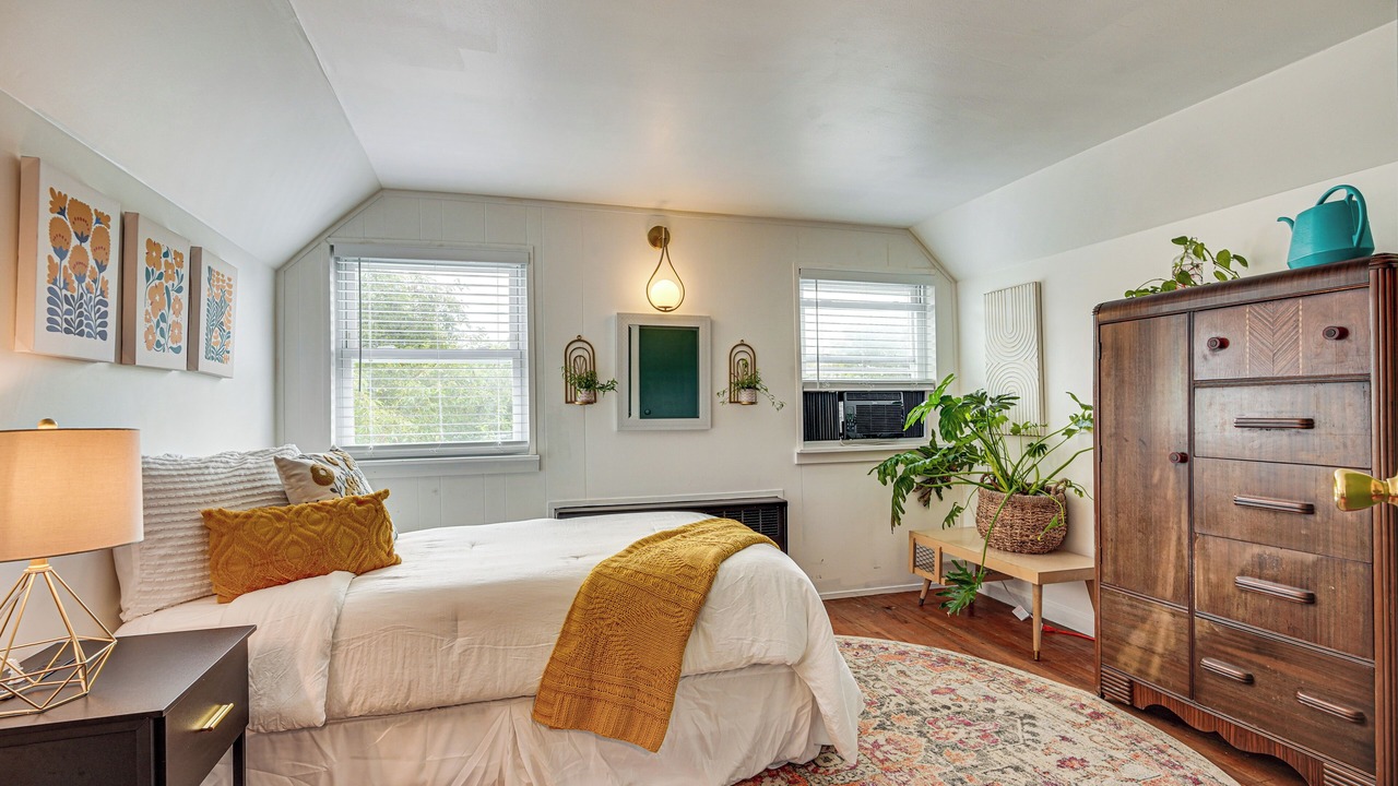 Photo of Others in Gardiner