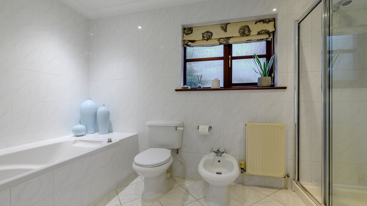 Photo of Bathroom in St Wenn