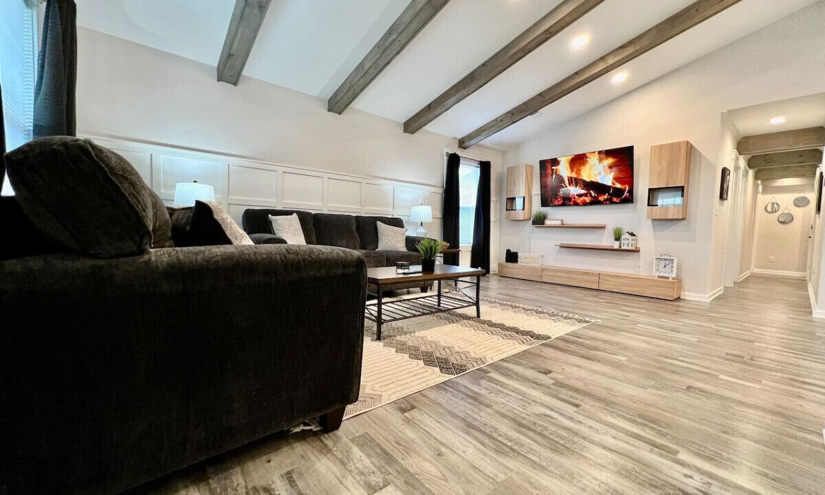 Photo of Livingroom in Middletown