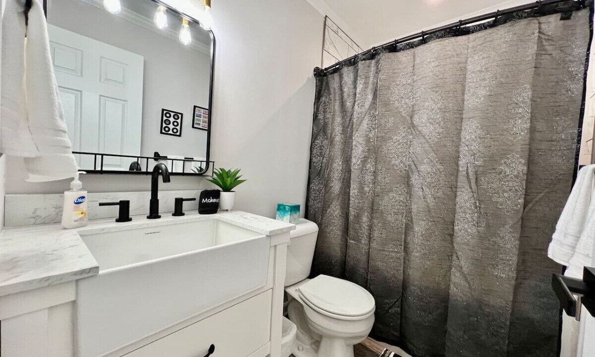 Photo of Bathroom in Middletown