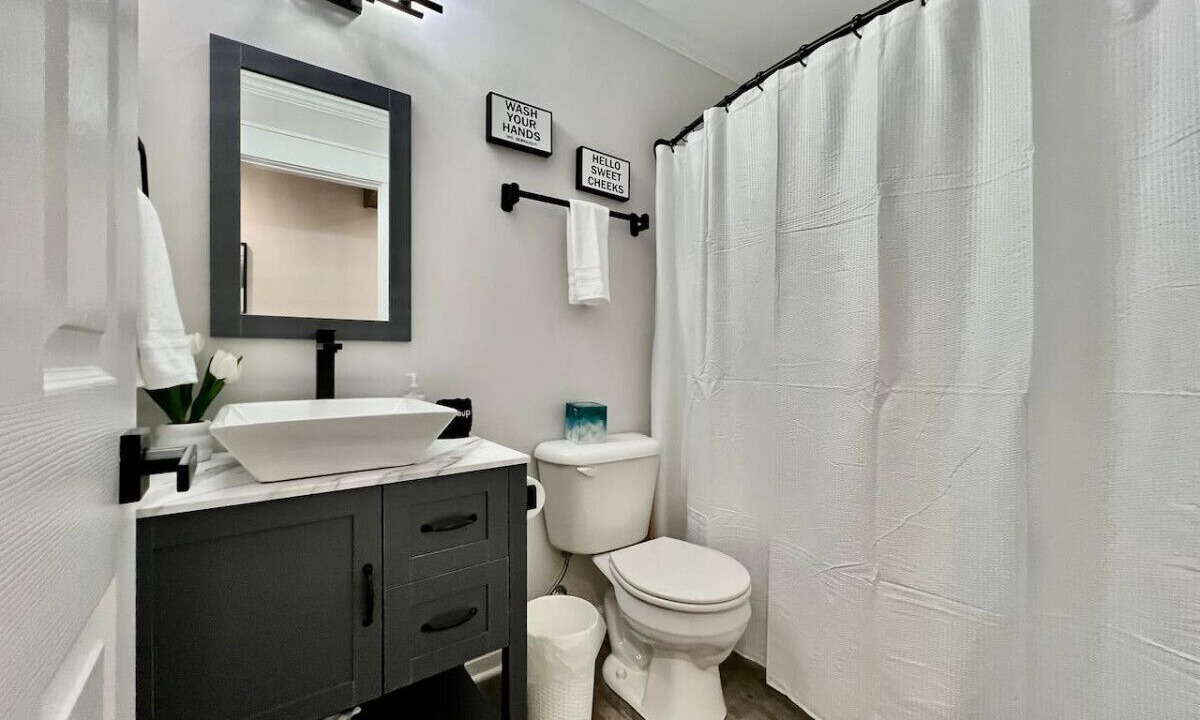 Photo of Bathroom in Middletown