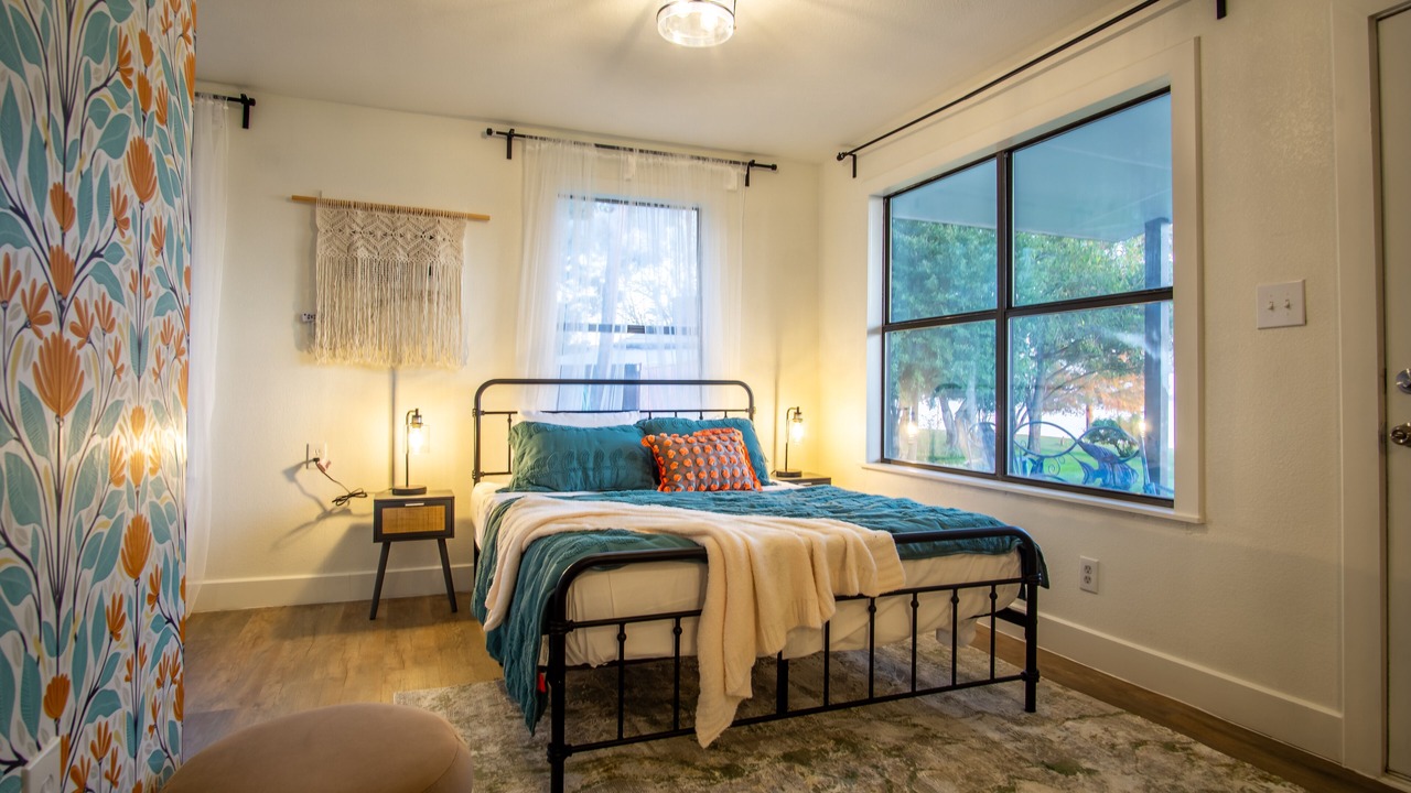 Photo of Bedroom in Eureka