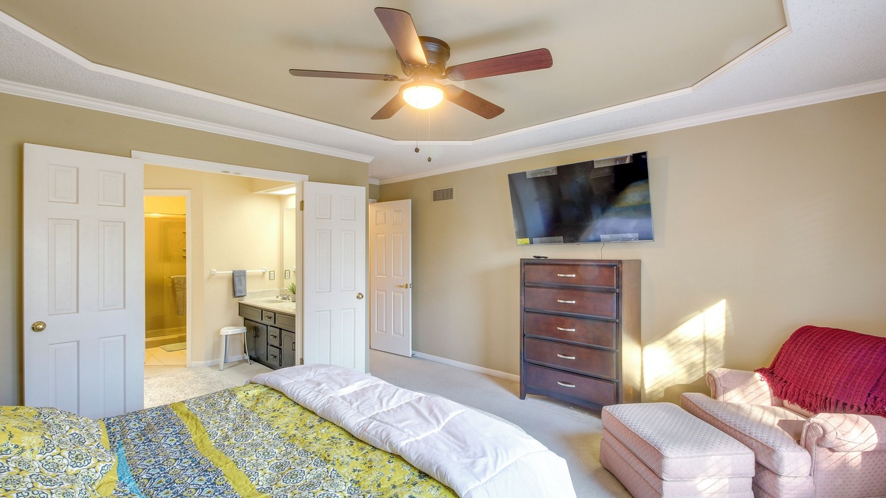 Photo of Bedroom in Overland Park