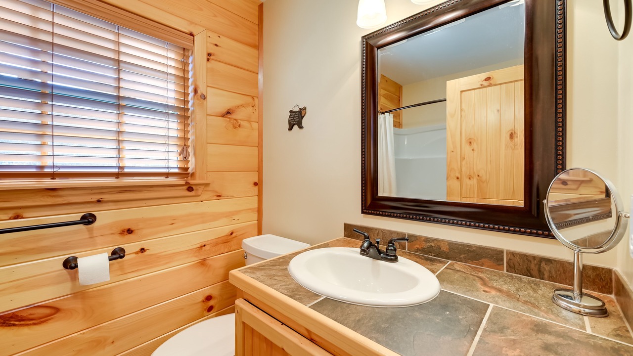 Photo of Bathroom in Ennice
