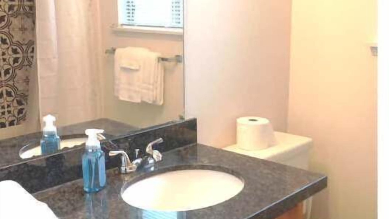 Photo of Bathroom in Tillicum