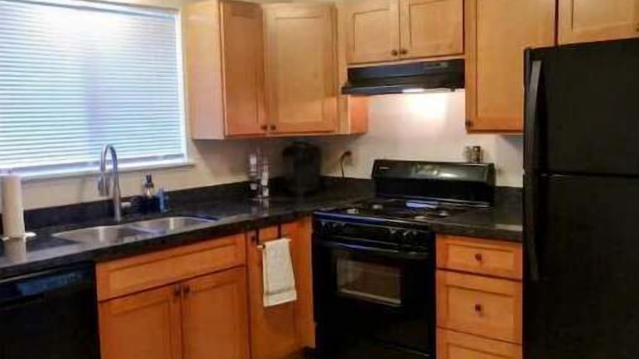 Photo of Kitchen in Tillicum