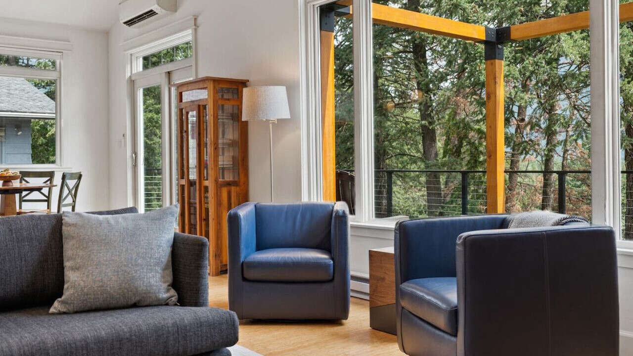 Photo of Livingroom in Columbia Falls
