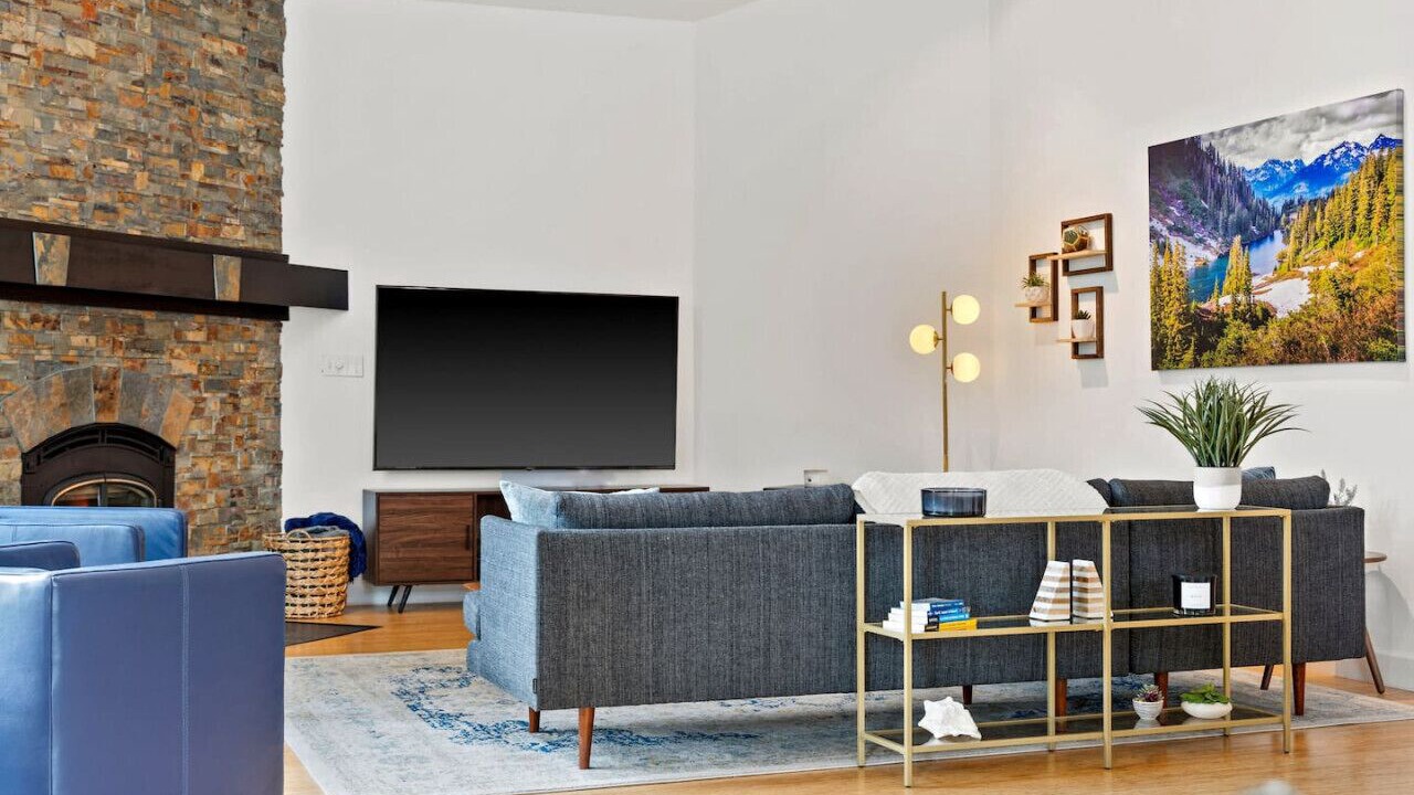 Photo of Livingroom in Columbia Falls