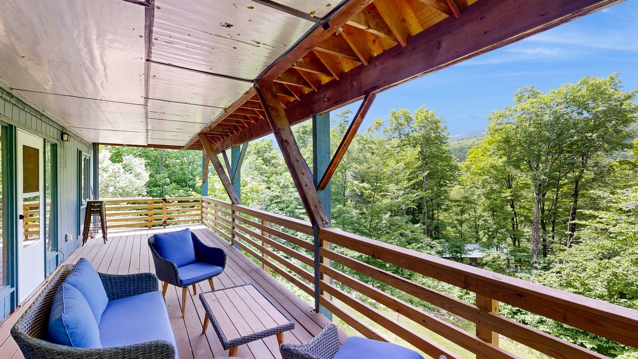Photo of Patio Balcony in Waitsfield