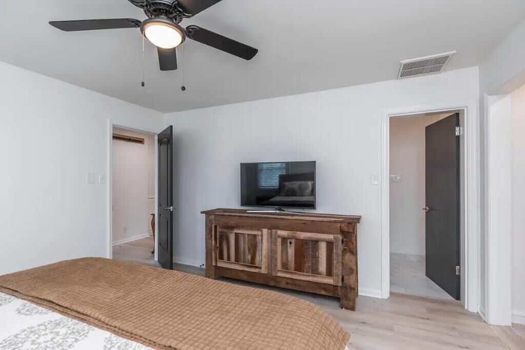 Photo of Bedroom in Lexington