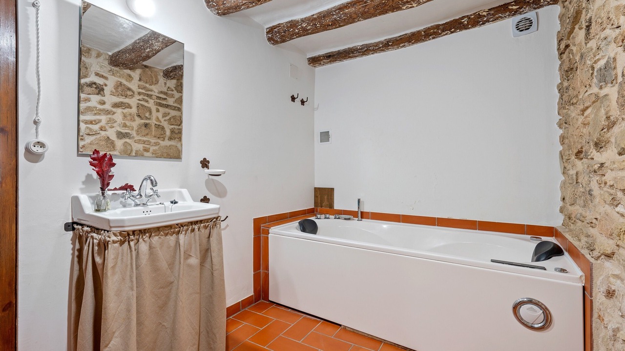 Photo of Bathroom in Tivissa
