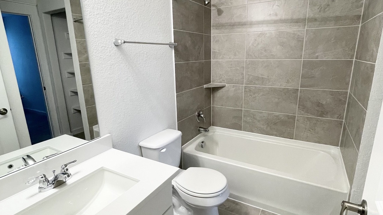 Photo of Bathroom in Del Valle