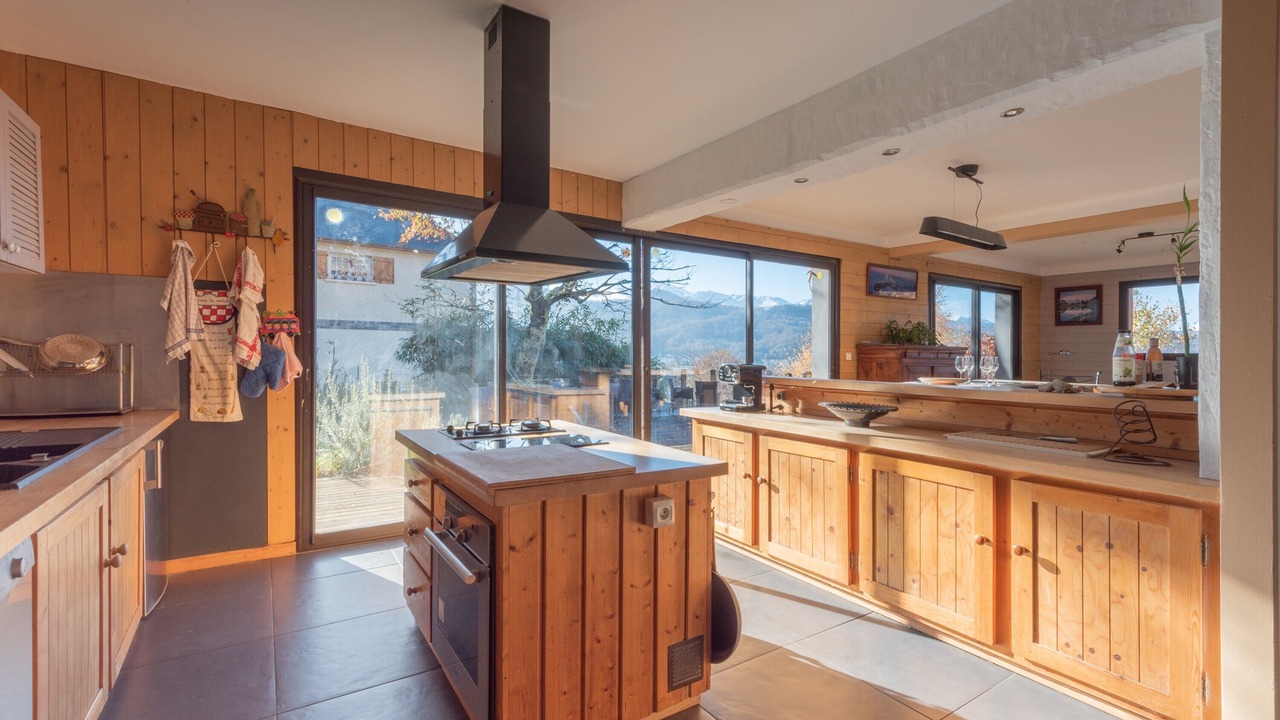 Photo of Kitchen in Bagneres-de-Bigorre