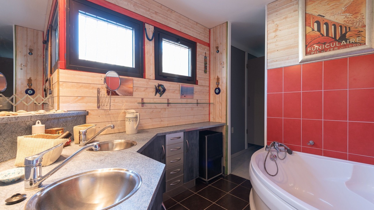 Photo of Bathroom in Bagneres-de-Bigorre
