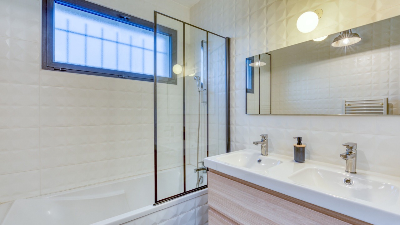 Photo of Bathroom in Mauguio