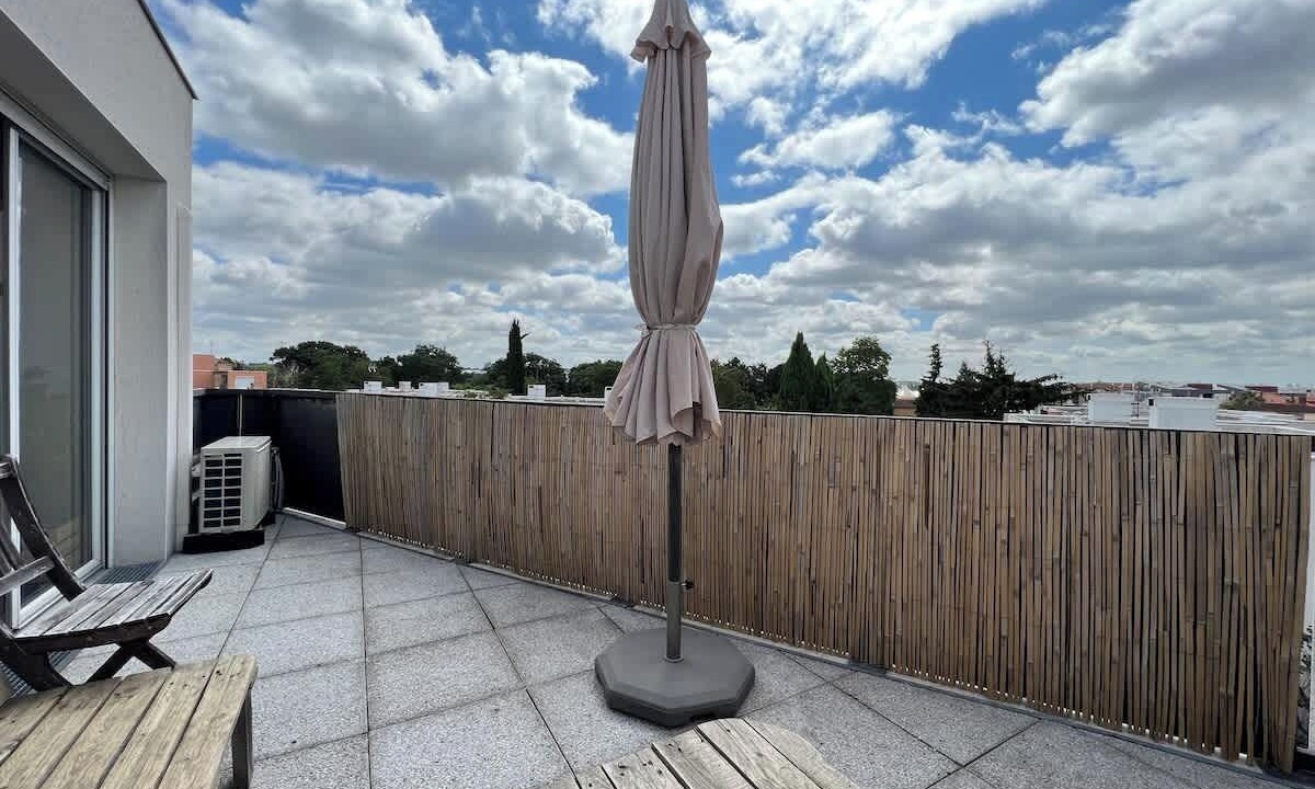 Photo of Patio Balcony in Bonnefoy-Roseraie-Gramont
