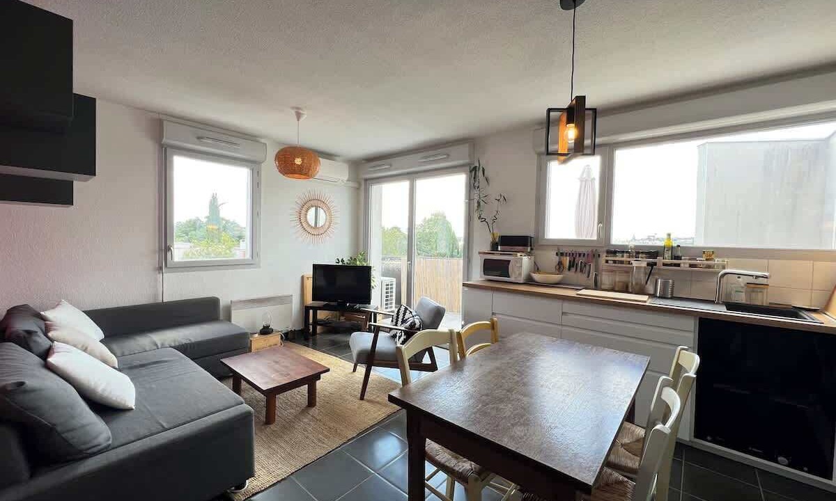 Photo of Livingroom in Bonnefoy-Roseraie-Gramont