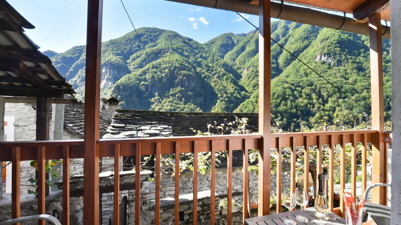 Photo of Patio Balcony in Vogorno