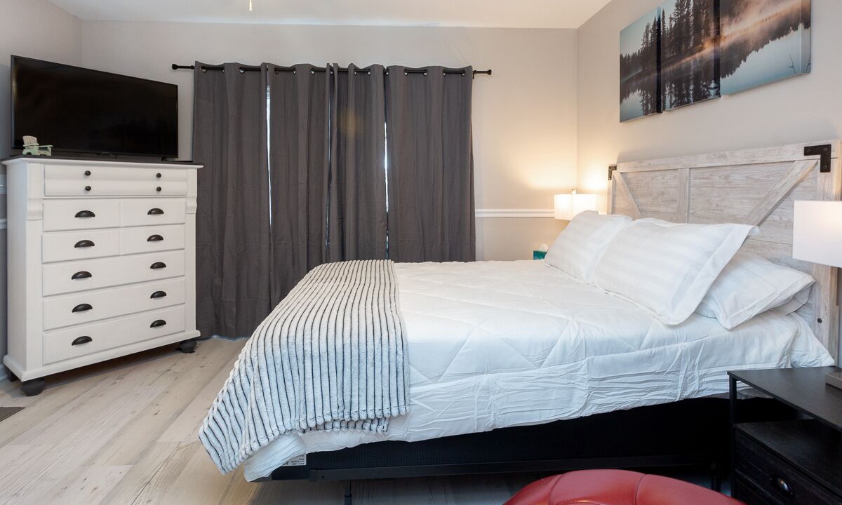 Photo of Bedroom in Conesus