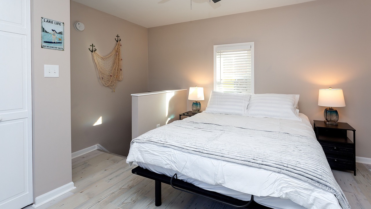 Photo of Bedroom in Conesus