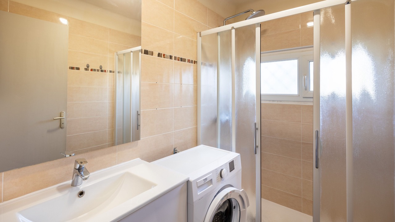 Photo of Bathroom in Saint-Andre