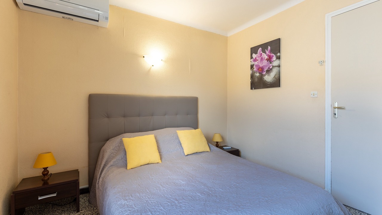 Photo of Bedroom in Saint-Andre