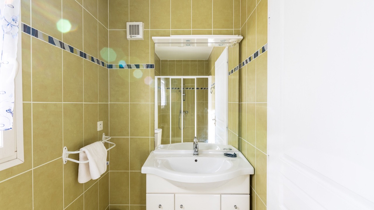 Photo of Bathroom in Saint-Andre