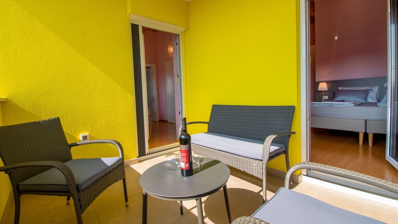 Photo of Patio Balcony in Antonci