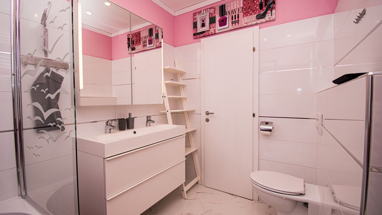 Photo of Bathroom in Antonci