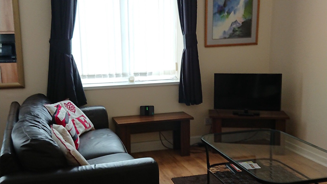 Photo of Livingroom in Wallasey