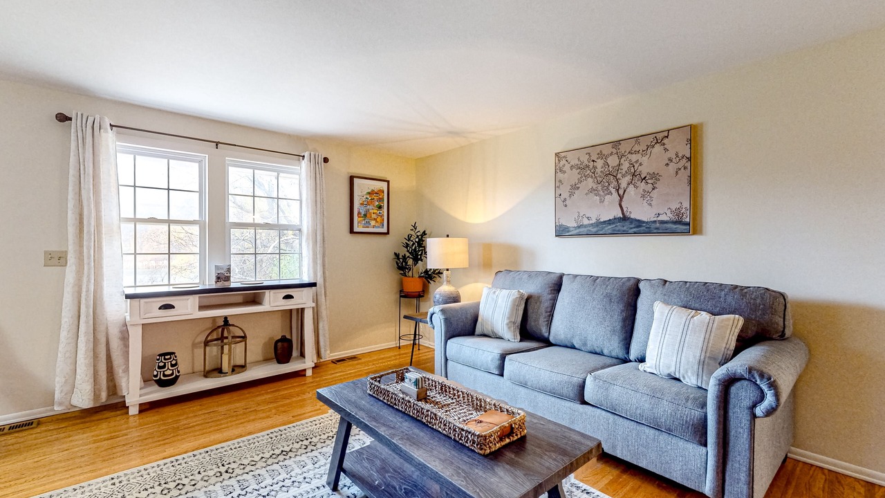 Photo of Livingroom in Canandaigua